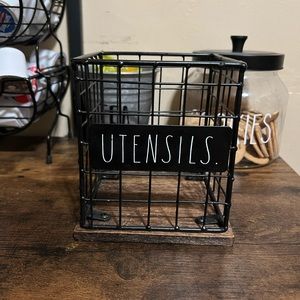 Rae Dunn utensil holder